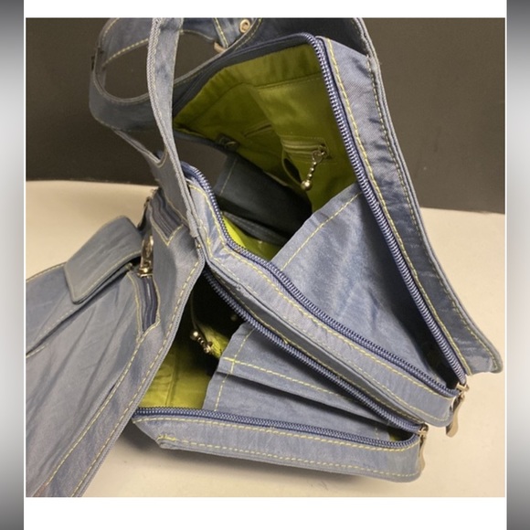 Baggallini Blue/Lime Nylon Multi-Pocket Crossbody Bag w/ Detachable Change Purse - Picture 8 of 15